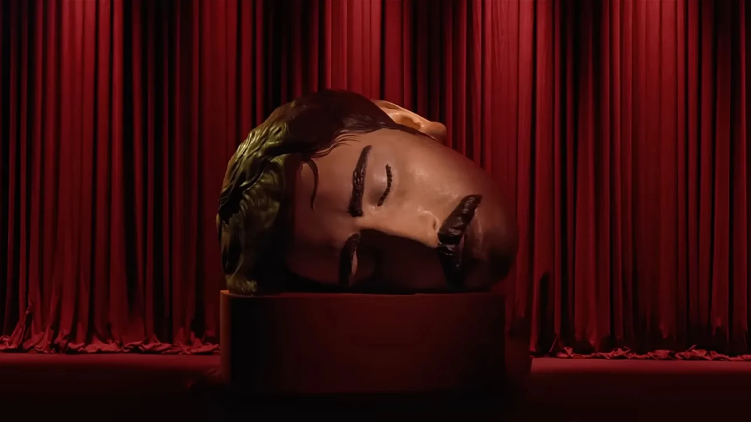 deniz göktaş maske